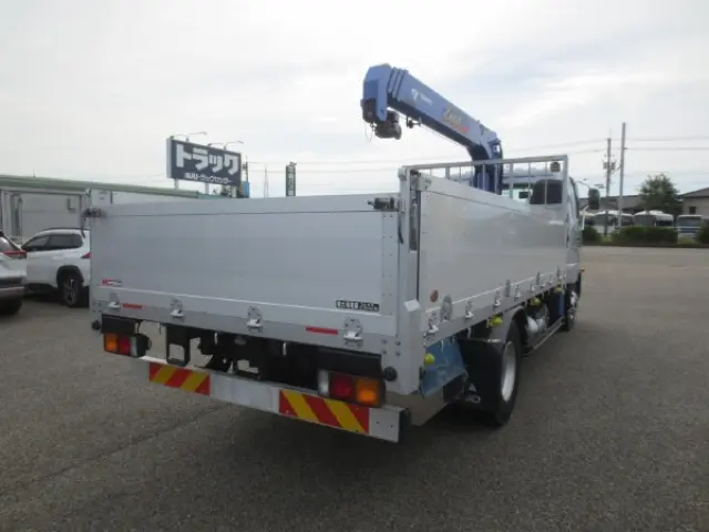 三菱 ファイター 2KG-FK62F(2WD)の写真4