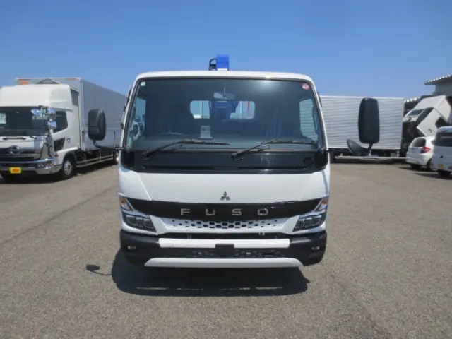 三菱 キャンター 2PG-FEB80(2WD)の写真6