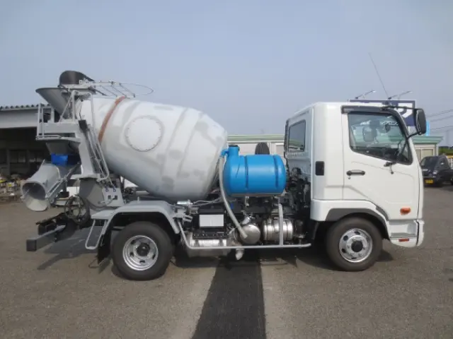 三菱 ファイター 2KG-FK72F(2WD)の写真8