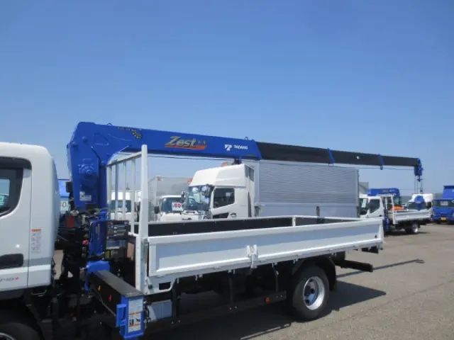 三菱 キャンター 2PG-FEB80(2WD)の写真11