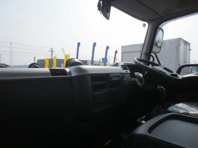 三菱 ファイター 2KG-FK72F(2WD)の写真22