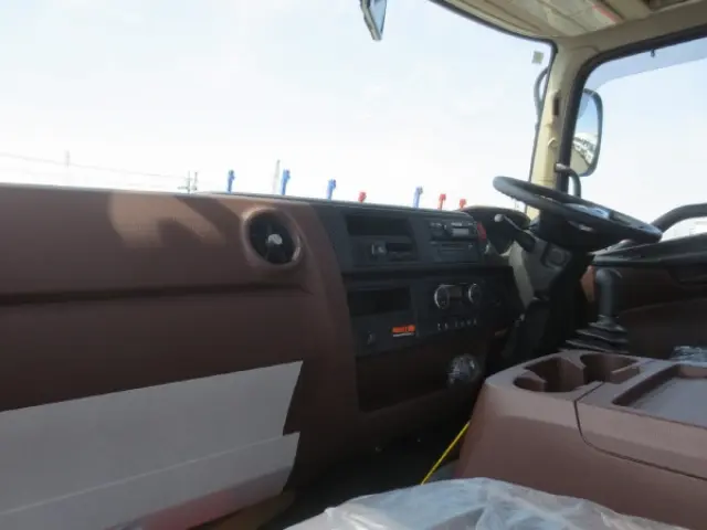 日野 レンジャー 2KG-FE2ACA(2WD)の写真16
