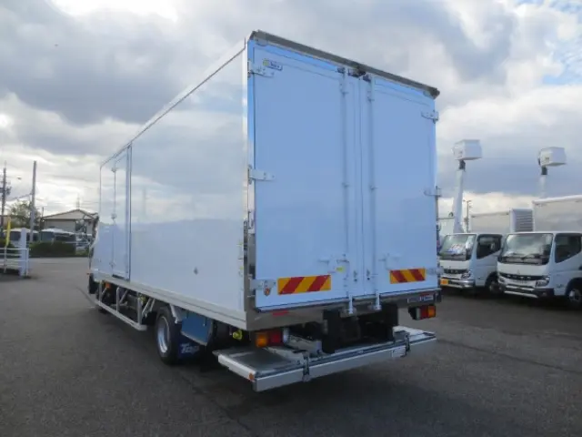 三菱 ファイター 2KG-FK65F(2WD)の写真5