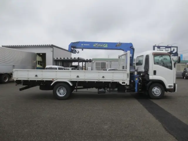 いすゞ フォワード TKG-FRR90S1(2WD)の写真8