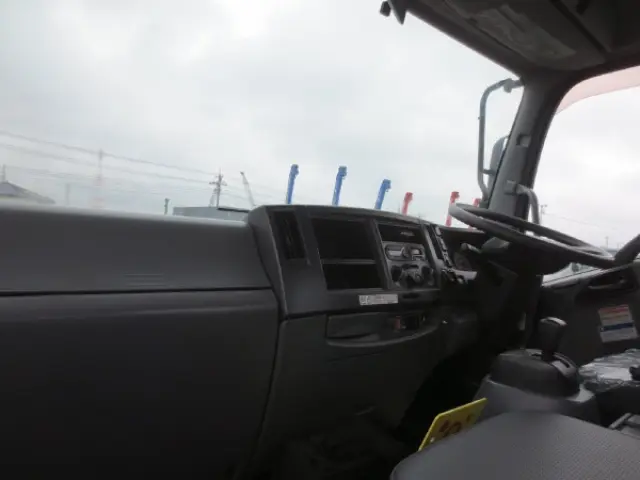 いすゞ フォワード TKG-FRR90S1(2WD)の写真15