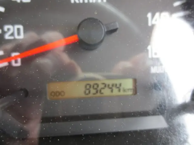 いすゞ フォワード TKG-FRR90S1(2WD)の写真16