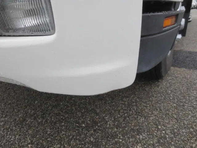 いすゞ フォワード TKG-FRR90S1(2WD)の写真20