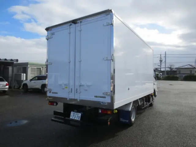 三菱 キャンター 2RG-FEB50(2WD)の写真4