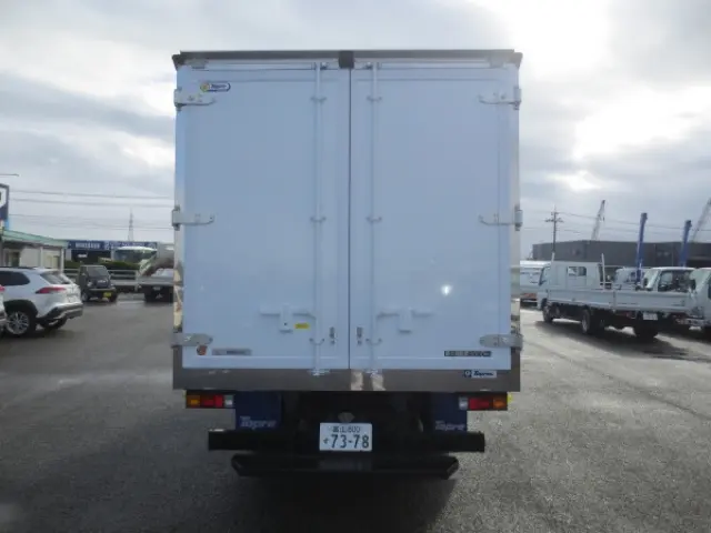 三菱 キャンター 2RG-FEB50(2WD)の写真7