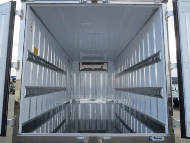 三菱 キャンター 2RG-FEB50(2WD)の写真10