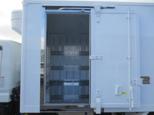 三菱 キャンター 2RG-FEB50(2WD)の写真11