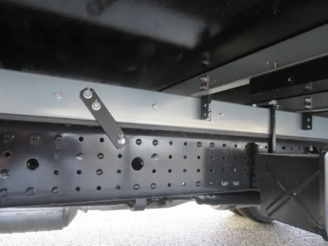 三菱 キャンター 2RG-FEB50(2WD)の写真15