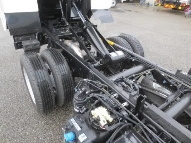三菱 キャンター 2RG-FBA60(2WD)の写真13