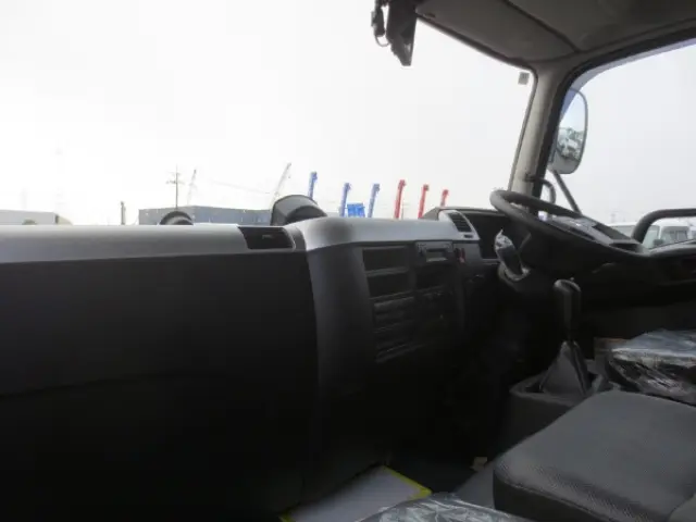 三菱 ファイター 2KG-FK62F(2WD)の写真15