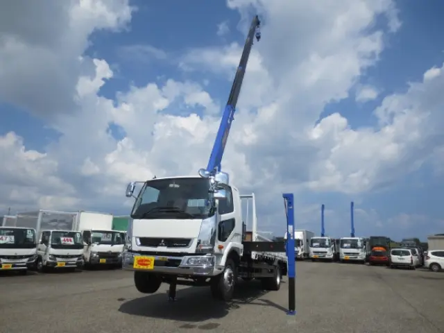 三菱 ファイター 2KG-FK62FZ(2WD)の写真1