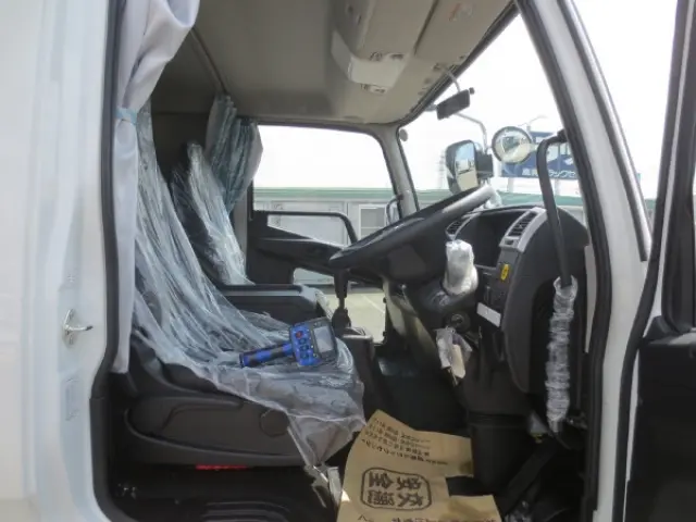 三菱 ファイター 2KG-FK62FZ(2WD)の写真18