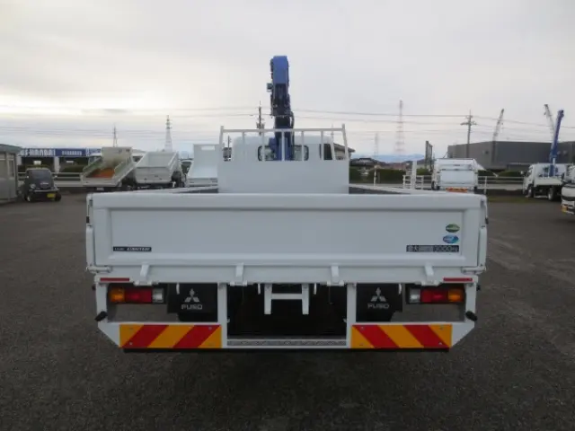 三菱 キャンター 2PG-FEB80(2WD)の写真7