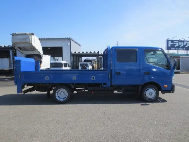 トヨタ トヨエース TPG-XZU710(2WD)の写真8