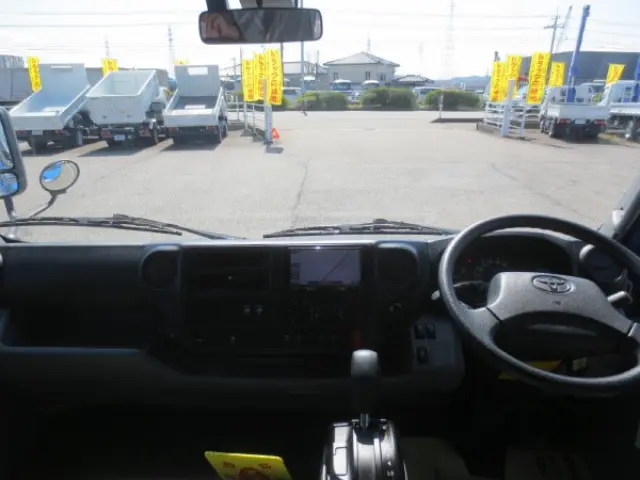 トヨタ トヨエース TPG-XZU710(2WD)の写真15