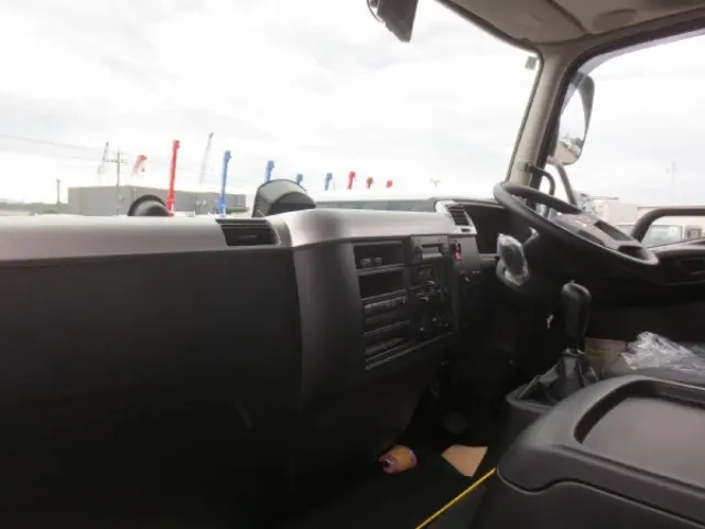 三菱 ファイター 2KG-FK65F(2WD)の写真20