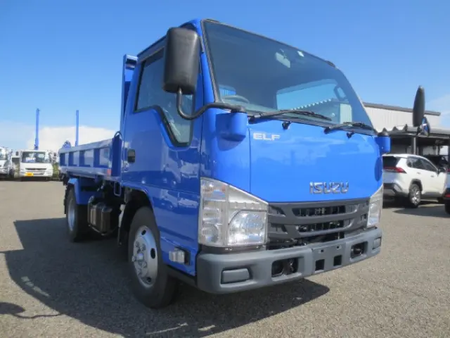 いすゞ エルフ TPG-NKR85AD(2WD)の写真2