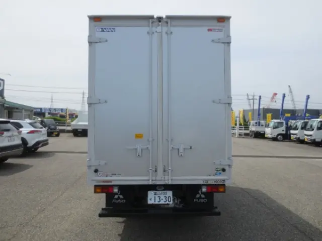 三菱 キャンター 2RG-FBA20(2WD)の写真7