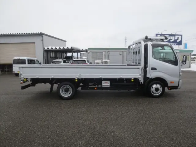 日野 デュトロ 2RG-XZU712M(2WD)の写真8