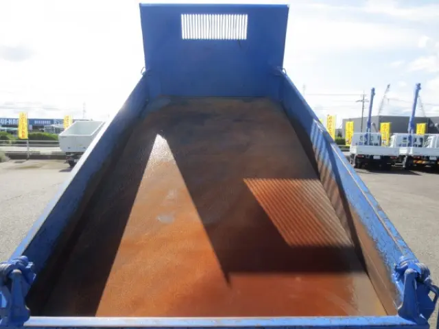 いすゞ エルフ TPG-NKR85AD(2WD)の写真12