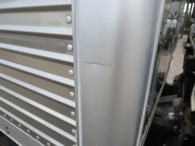 三菱 キャンター 2RG-FBA20(2WD)の写真18