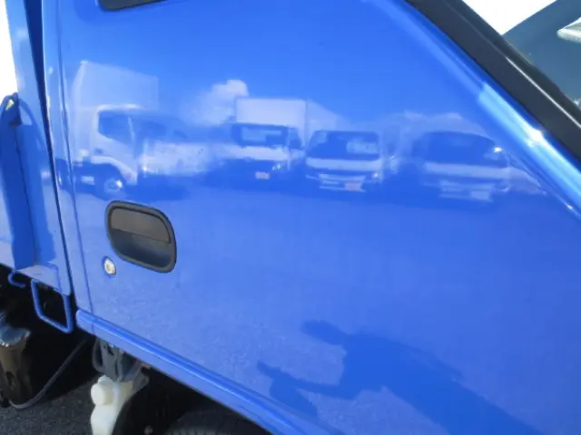 いすゞ エルフ TPG-NKR85AD(2WD)の写真21