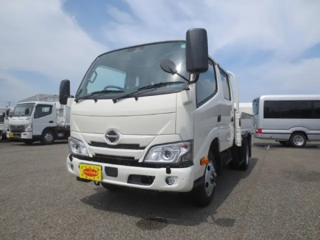日野 デュトロ 2DG-XZU685M(4WD)の写真1