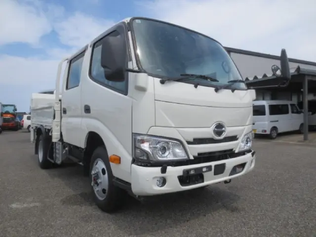 日野 デュトロ 2DG-XZU685M(4WD)の写真2