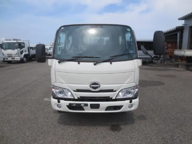 日野 デュトロ 2DG-XZU685M(4WD)の写真6