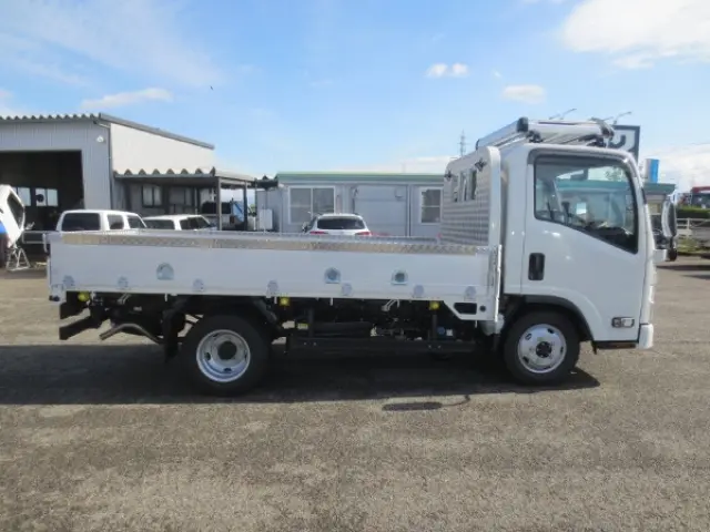 いすゞ エルフ 2RG-NMS88AR(2WD)の写真8