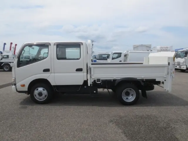 日野 デュトロ 2DG-XZU685M(4WD)の写真9