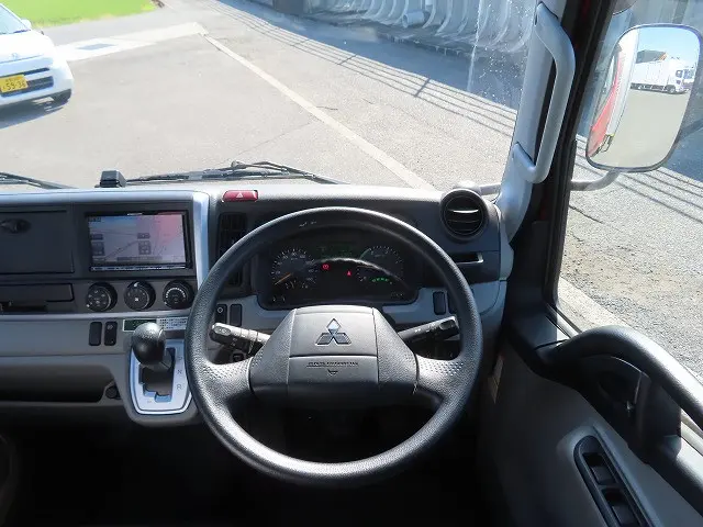 三菱 キャンター TPG-FEA20(2WD)の写真22