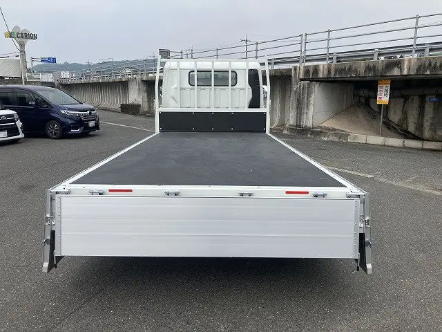 三菱 キャンター 2RG-FEB50(2WD)の写真10
