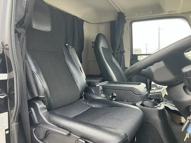 三菱 ファイター 2KG-FK65F(2WD)の写真25