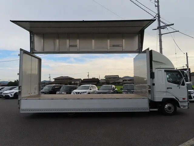 三菱 ファイター 2KG-FK65F(2WD)の写真10
