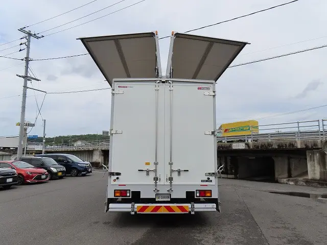 三菱 ファイター 2KG-FK65F(2WD)の写真11