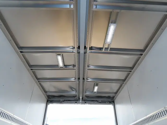 三菱 ファイター 2KG-FK65F(2WD)の写真15