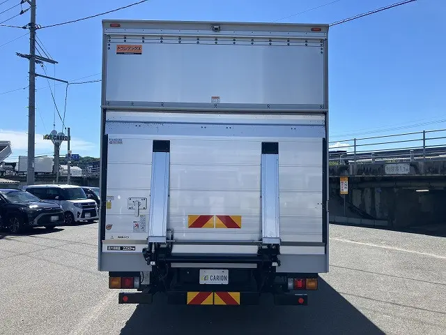 三菱 ファイター 2KG-FK65F(2WD)の写真6