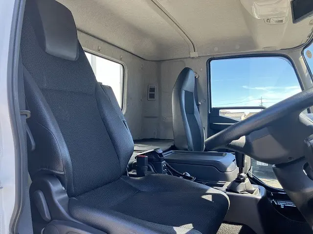 三菱 ファイター 2KG-FK65F(2WD)の写真25