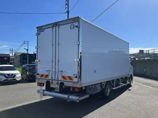 三菱 ファイター TKG-FK74F(2WD)の写真4