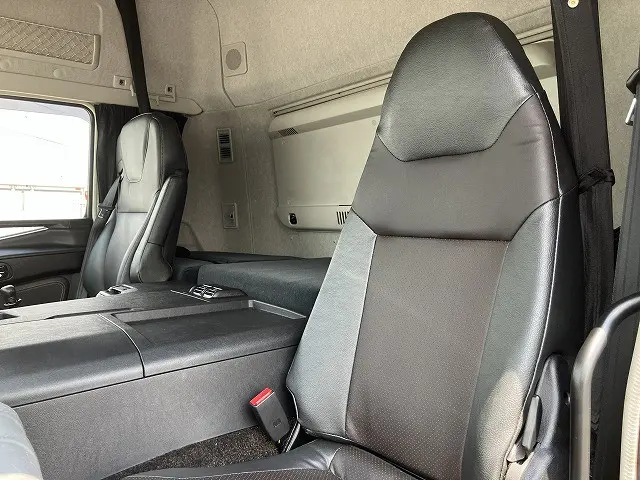 三菱 スーパーグレート 2PG-FS70HZ(8x4)の写真24