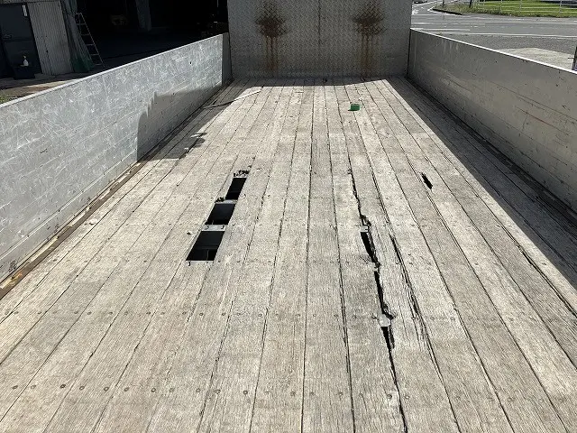 三菱 スーパーグレート LDG-FQ62F(6x2)の写真14