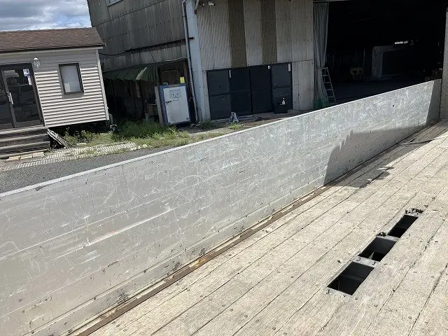 三菱 スーパーグレート LDG-FQ62F(6x2)の写真15