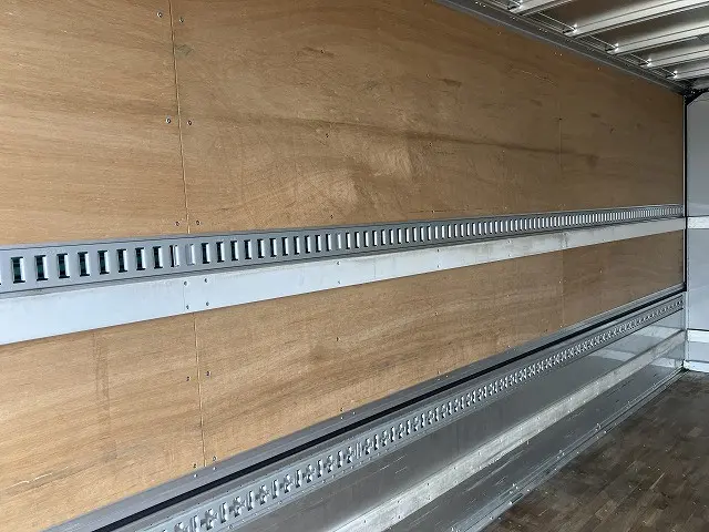 三菱 ファイター 2KG-FK65F(2WD)の写真13