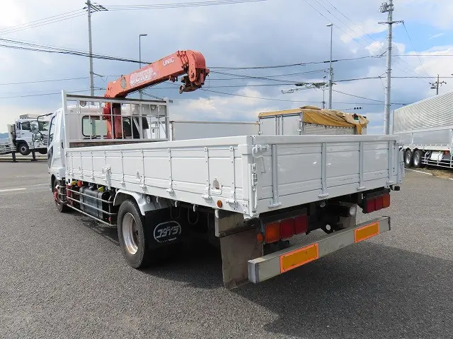 三菱 ファイター PJ-FK62FZ(6x2)の写真3