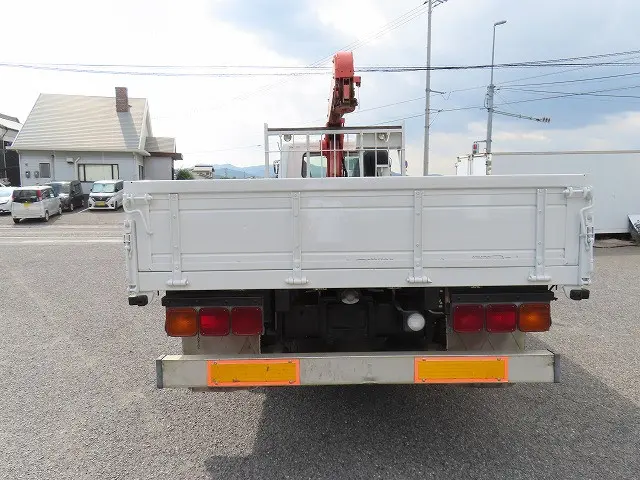 三菱 ファイター PJ-FK62FZ(6x2)の写真6